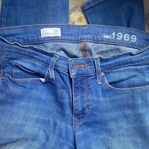 Gap short skinny jeans